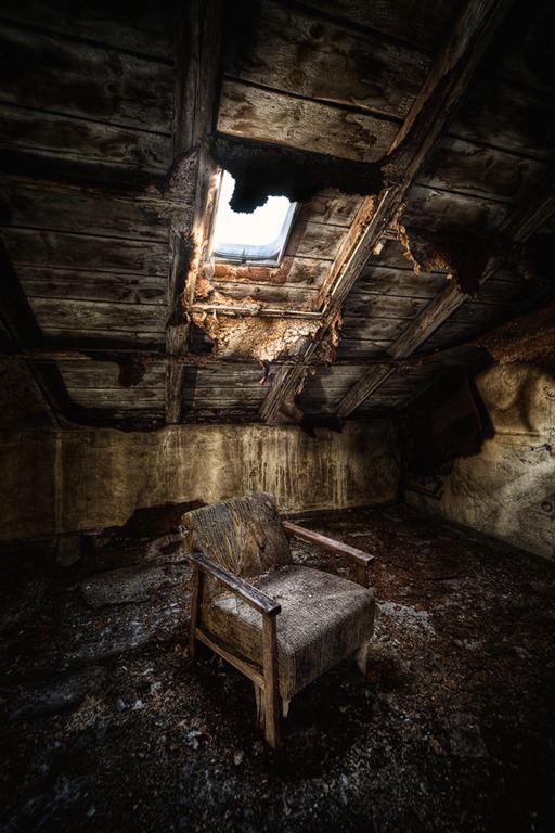 [loneliness_by_illpadrino-d4de6fn4.jpg]