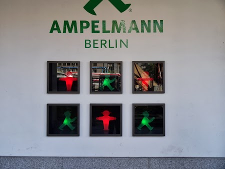 Obiective turistice Berlin: Simboluri semafoare 