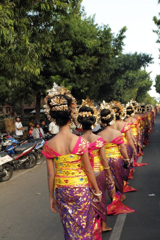 Temple procession at Sukowati, Bali