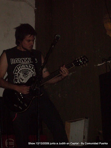 [Pork%2520junto%2520a%2520Judith%252012-12-2009%2520Capital%2520%25284%2529%255B2%255D.jpg]