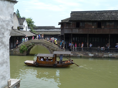 Obiective turistice China: pe canalele din Wuzhen