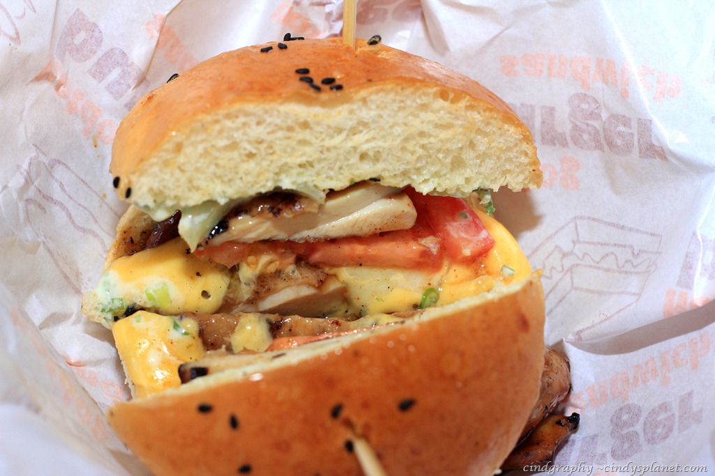 [Burger-Junkyard123.jpg.webp]