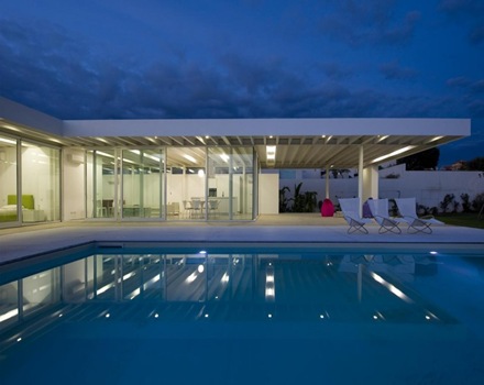 piscinas-casa-con-piscina-revestimiento-de-piscina piscinas-casa-con-piscina-revestimiento-de-piscina