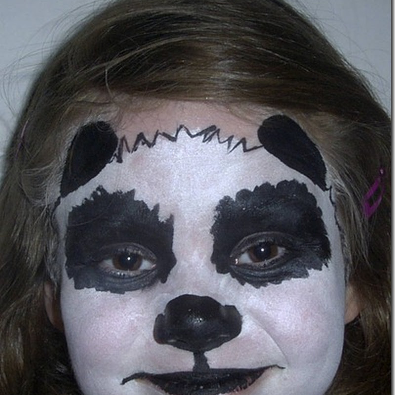 Maquillaje de oso panda para disfraz