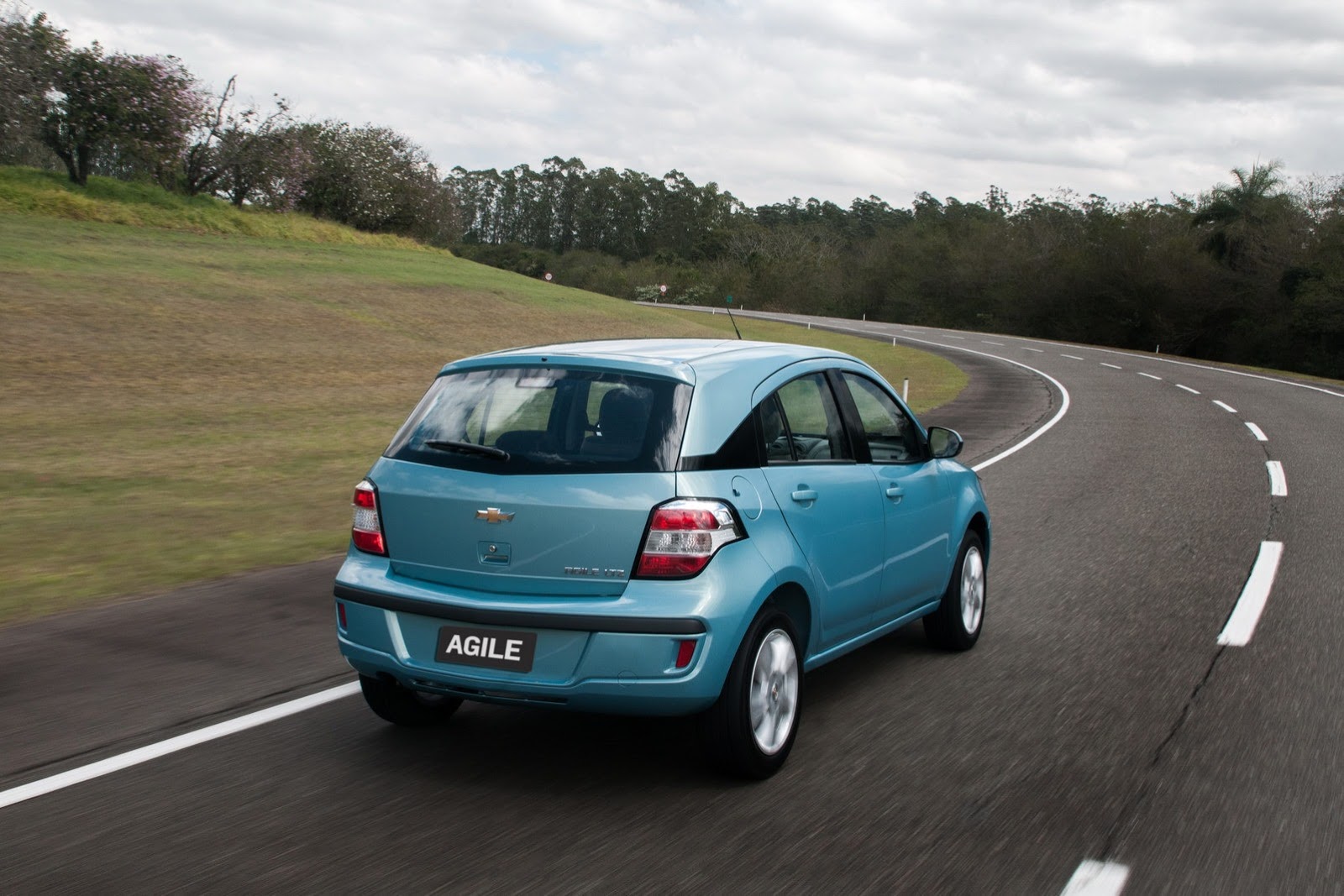 [2014-Chevrolet-Agile-35%255B2%255D.jpg]