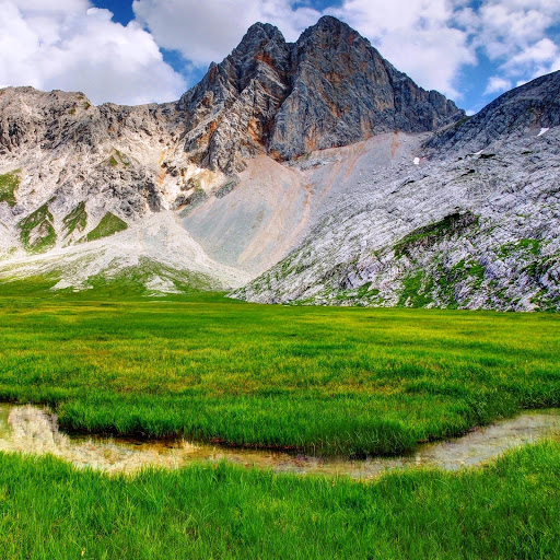 Hd-152243-ascw152243