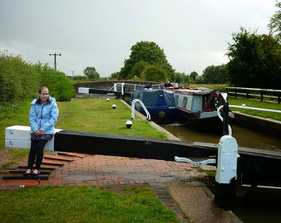 [2-coming-up-buckby-in-the-wet5.jpg]