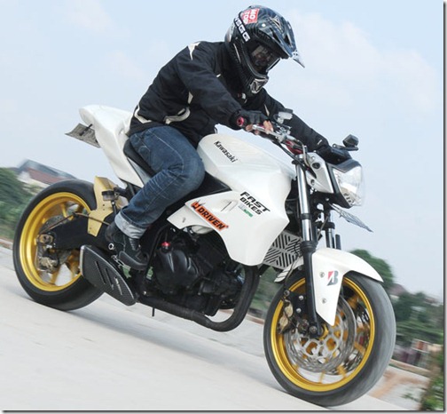 Modification Kawasaki Ninja 250R White undertail - index