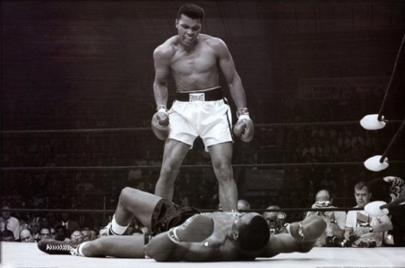 [Muhammad-Ali-vs.-Sonny-Liston3.jpg]