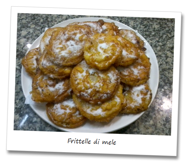 Fotografia dei dolci frittelle di mele