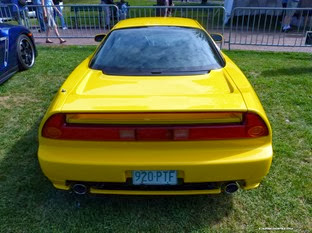 Nissan-GT-R-Acura-NSX-Carscoops7