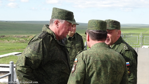 Фотографии военных учений на полигоне "Цугол"