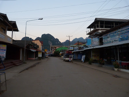 Imagini Laos: Vang Vieng pustiu