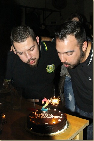 2_years_beeramatismoi_@_Local_Pub_Birthday_Cake_BeeRocker-Monk_candle