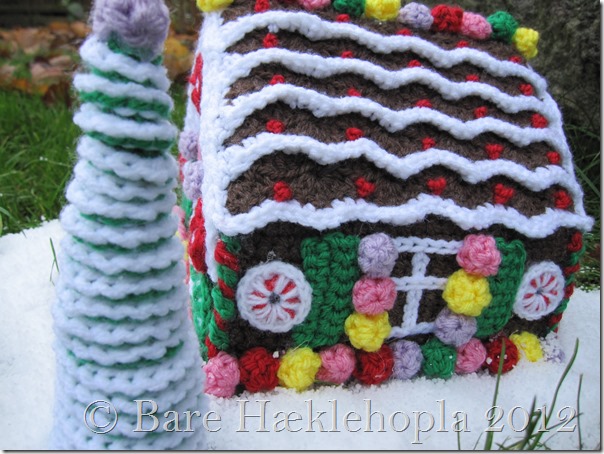 Gingerbread House 1 (2) Gingerbread House 1 (2)