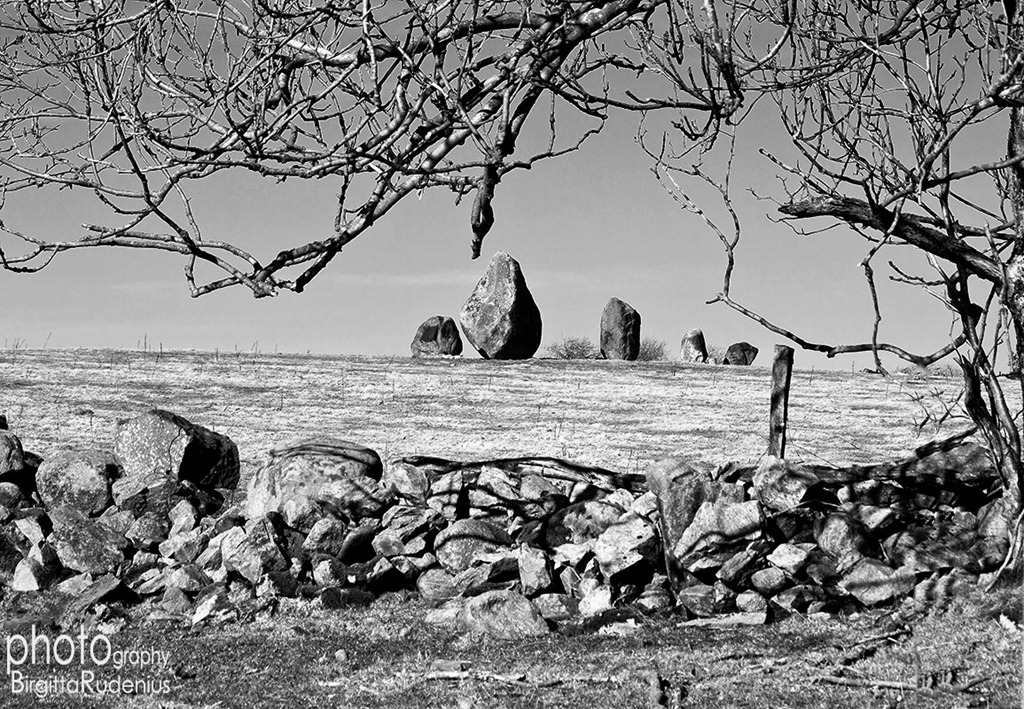 [bjareBW_20120313_stones%255B2%255D.jpg]