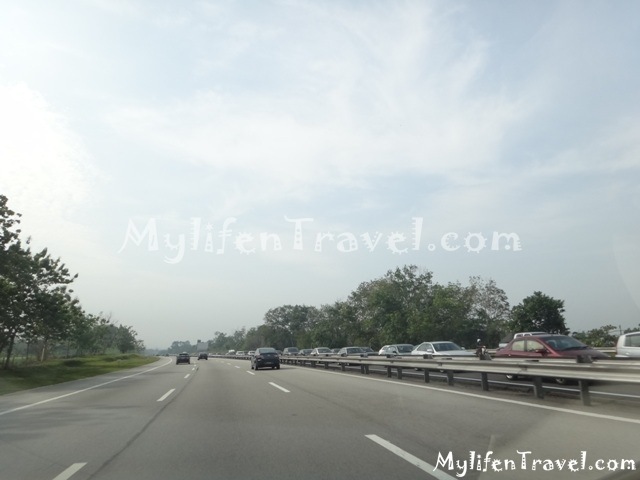 [Malaysia-Plus-Highway-194.jpg]