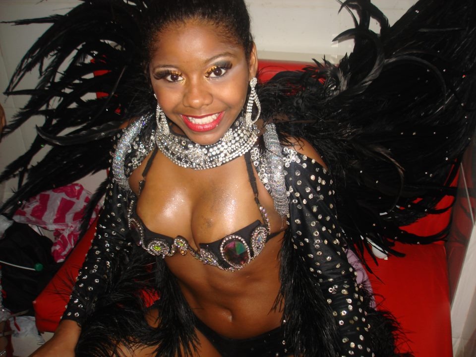 [bela%2520mulher%2520%25288%2529%255B2%255D.jpg]
