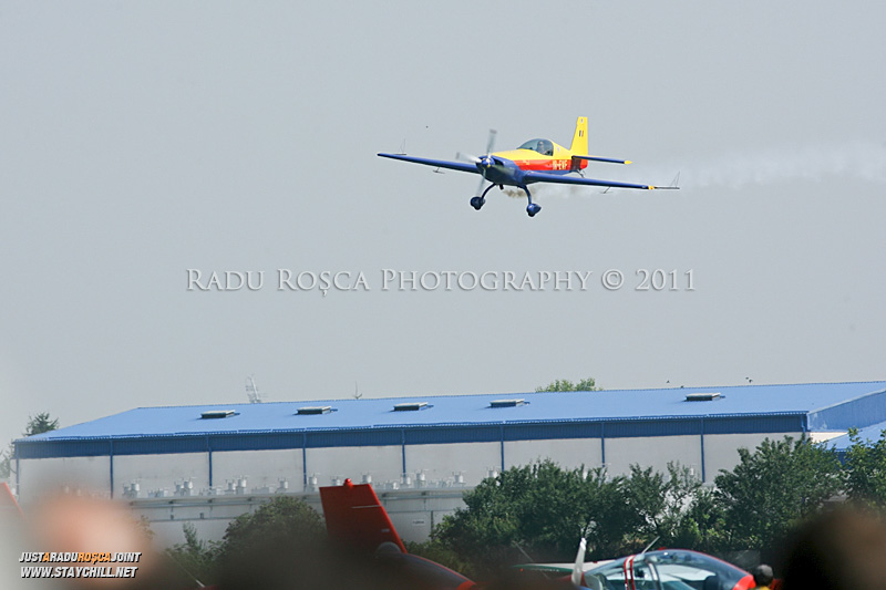 A doua editie a mitingului aviatic "Sky is not the limit" desfasurat la aerodromul din Targu Mures sambata, 13 august 2011
