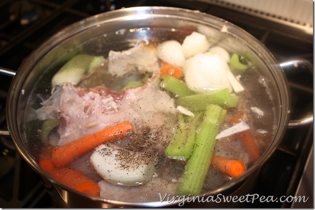 Turkey Carcass with Carrots, Onion, Celery and Water