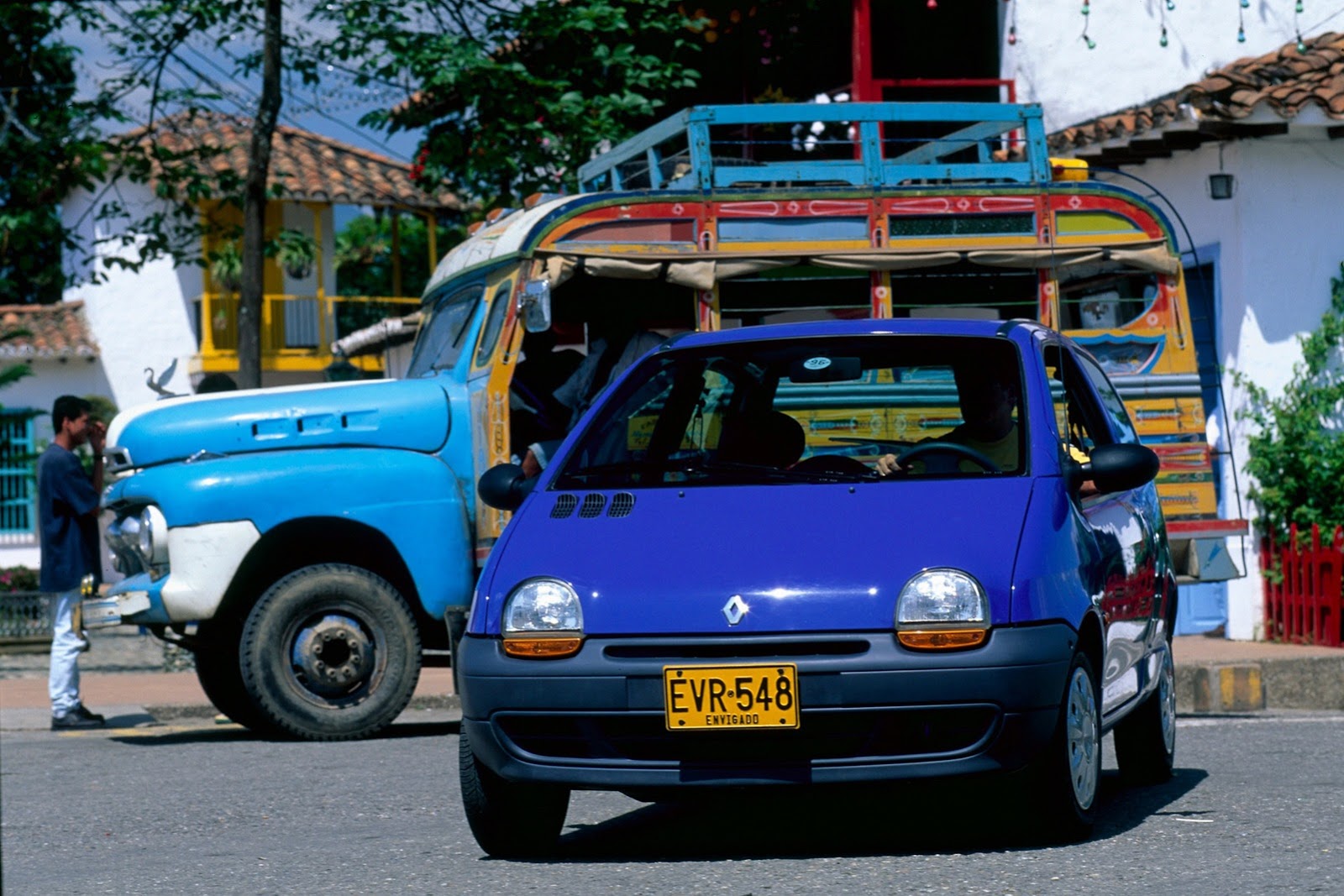 [Renault-Twingo-20th-anniversary-11%255B2%255D.jpg]