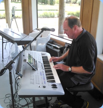 Our host for the day, Dave Winslade, playing his Yamaha Tyros 4.