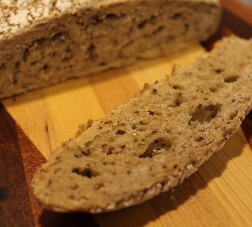 seeded-semolina-spelt-loaf_1103 seeded-semolina-spelt-loaf_1103
