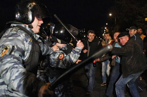 Фотографии беспорядков в Бирюлево