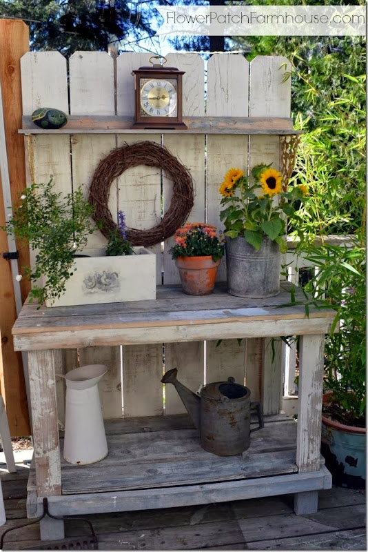 Backwoods Cottage: Potting Bench Decorated for Fall still no Mantel
