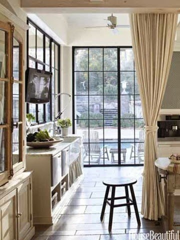 [02-hbx-steel-and-glass-casement-window-kitchen-webb-0612-webb05-lgn%255B6%255D.jpg]