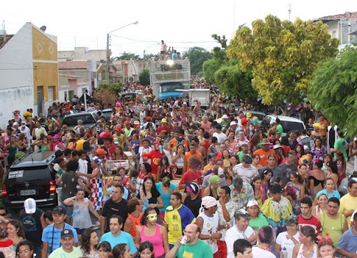 [A%2520SOMA%2520D%25C3%2581%2520MAIS%2520DE%2520300%25202%255B3%255D%255B3%255D.jpg]