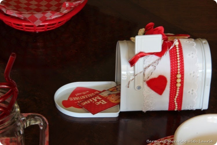 Valentines Tablescape-Bargain Decorating with Laurie