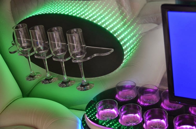 [Ferrari-F430-Replica-Limousine-35%255B2%255D.jpg]