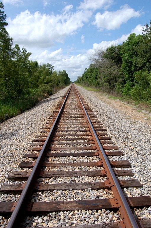 [railroad_tracks418%255B4%255D.jpg]
