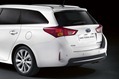 2013-Toyota-Auris-Touring-Sports-16