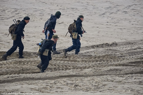 "Запад-2013": Высадка на побережье