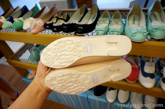 [Le%2520Bunny%2520Bleu26%255B2%255D.jpg.webp]