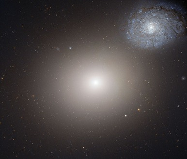 galáxias M60 e NGC 4647
