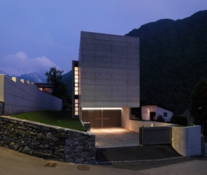 fachada casa de hormigon visto