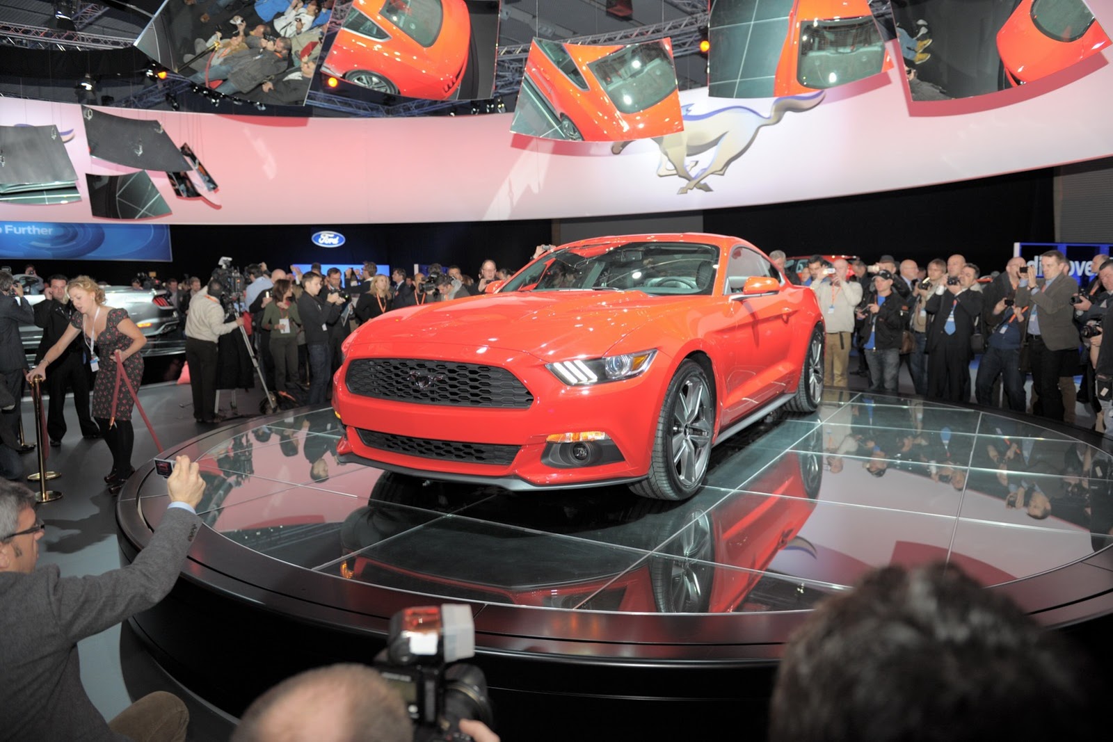 [2015-Ford-Mustang-Live-81%255B2%255D.jpg]