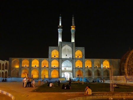 06. Amir Chakhmaq Yazd.JPG