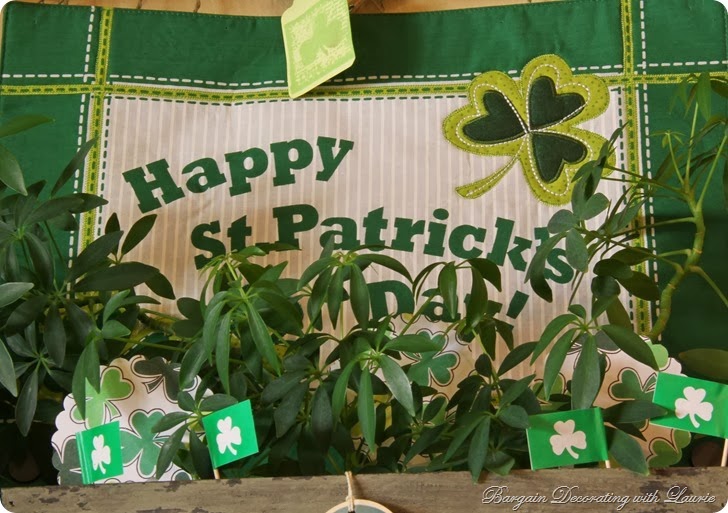 St. Patrick's Decor-Bargain Decorating with Laurie
