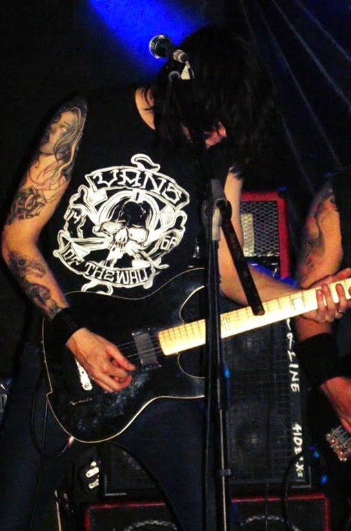 [5579_4570558115821_1085570447_n%255B2%255D.jpg]