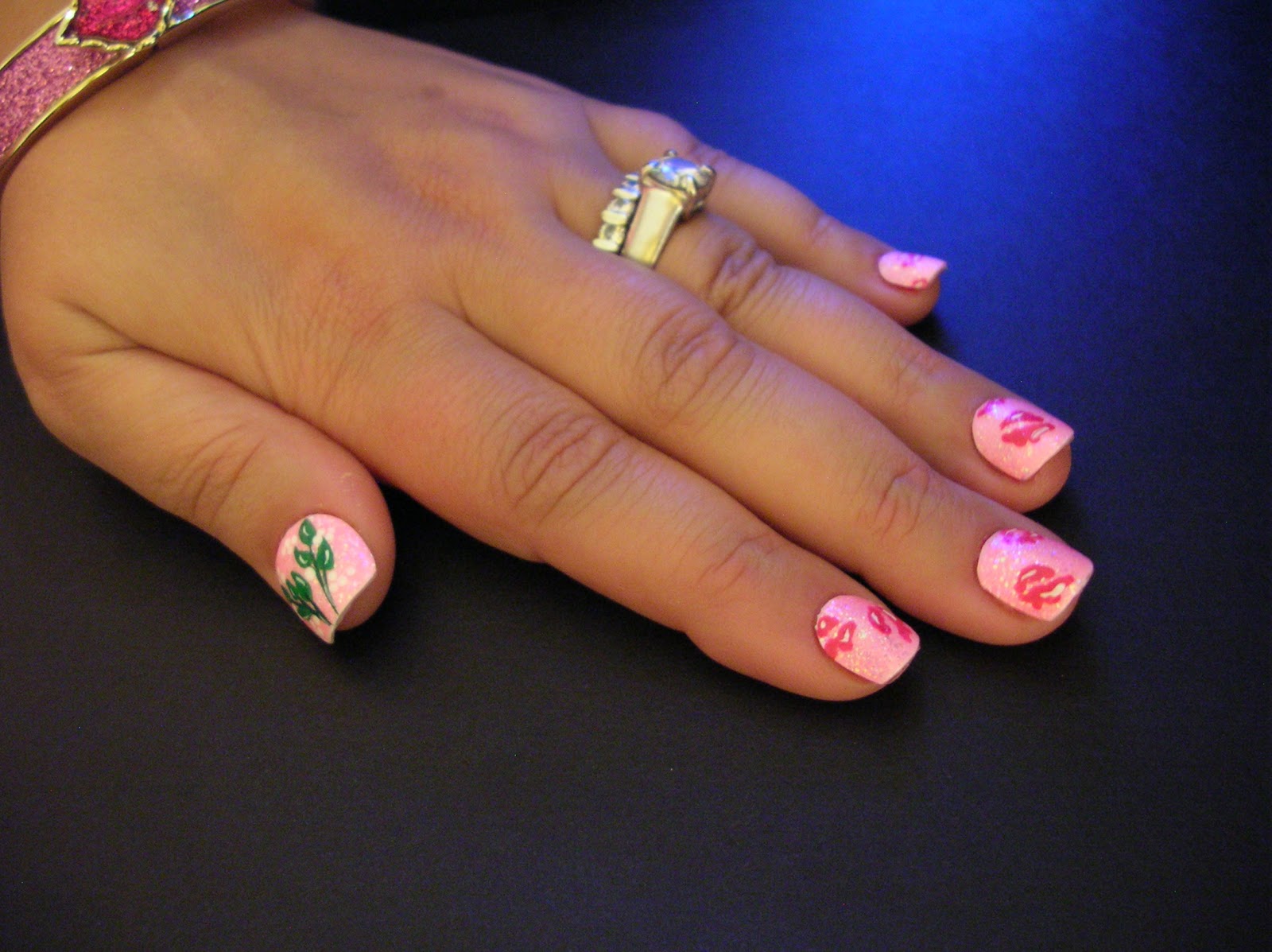 ecklipsed by color: On the Eighth Day of Christmas, my nail art gave to ...