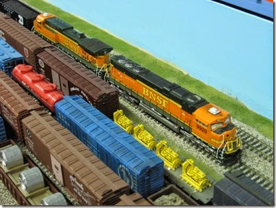 IMG_5456 BNSF SD70M #9929 & AC4400CW #5648 on the LK&R HO-Scale Layout at the WGH Show in Portland, OR on February 17, 2007