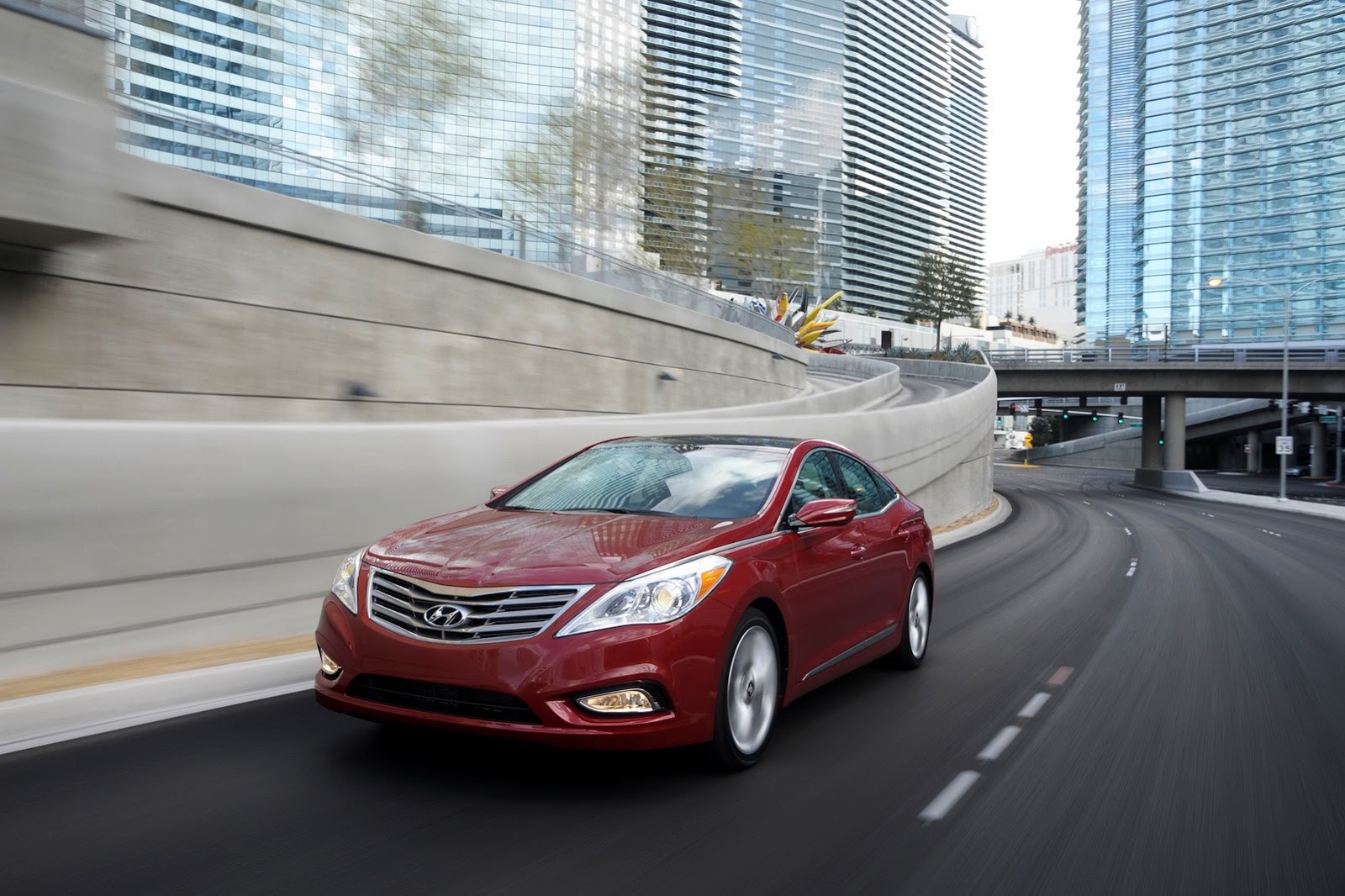 [2014-Hyundai-Azera-17%255B2%255D.jpg]