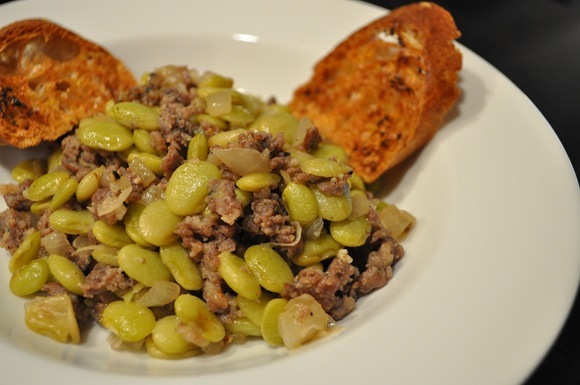 rustic lima beans with sausage and bread