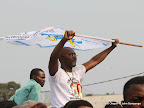  – Un des partisans de l’UDPS se dirigent vers le stade des martyrs le09/08/2011, pour assisté au meeting de leur leader Etienne Tshisekedi ,lors de son retour à Kinshasa. Radio Okapi/ Ph. John Bompengo