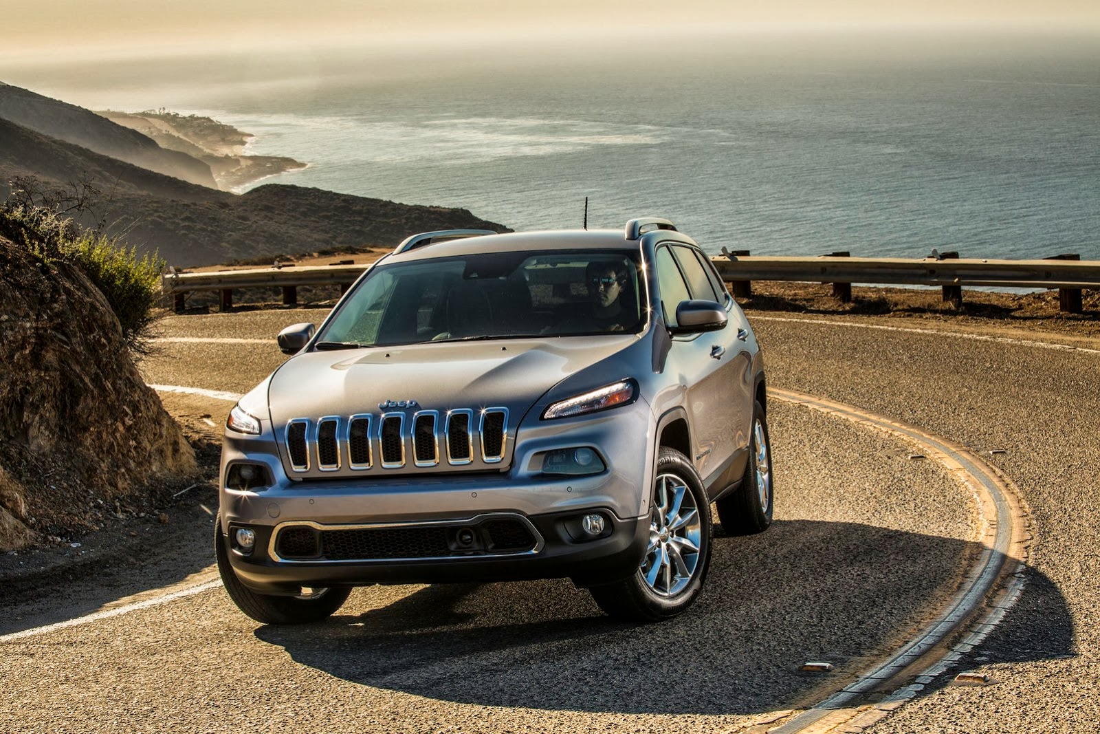 [Jeep-Cherokee-15%255B2%255D.jpg]