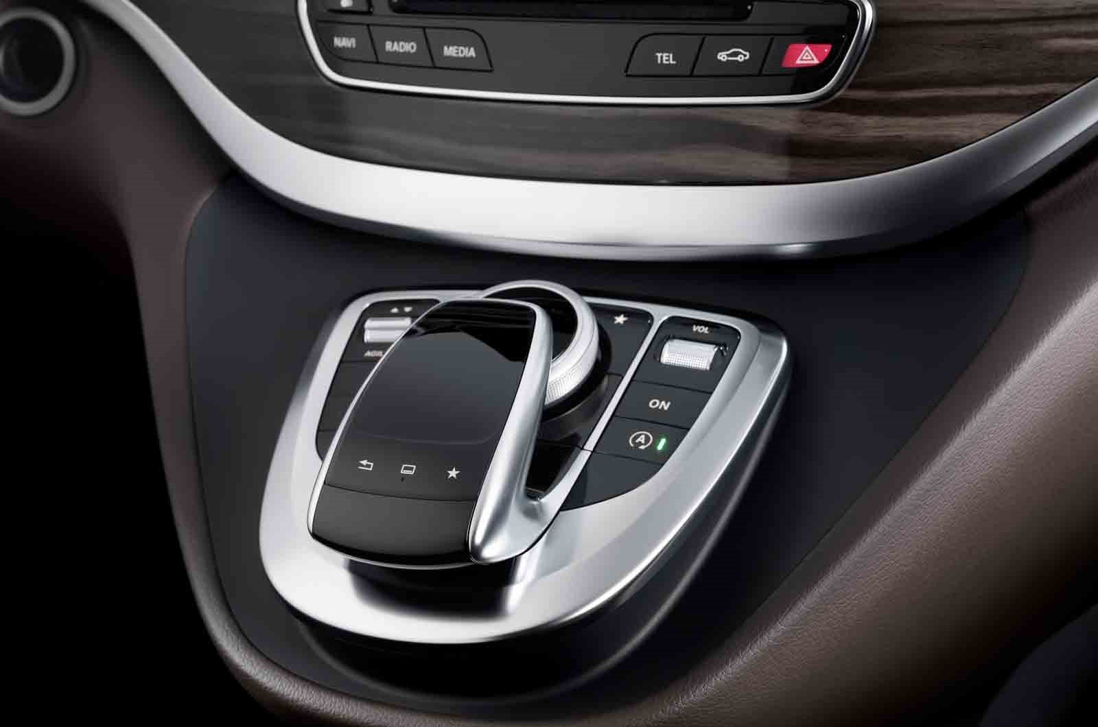 [New-Mercedes-V-Class-3%255B2%255D%255B2%255D.jpg]